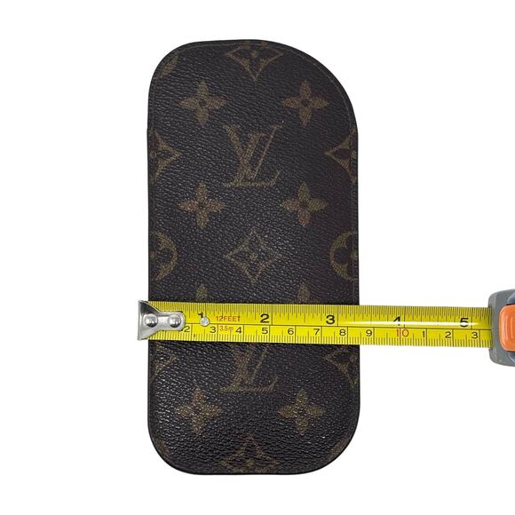 Louis Vuitton Monogram Glasses Case - Picture 8 of 13